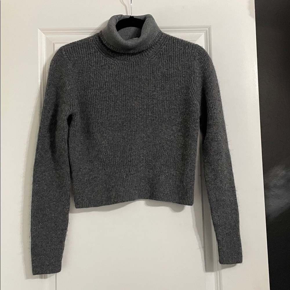 Peruvian Connection Cropped Turtle Neck Sweater Size Small